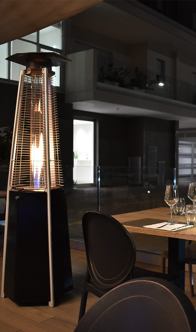 Location MAD Restaurant